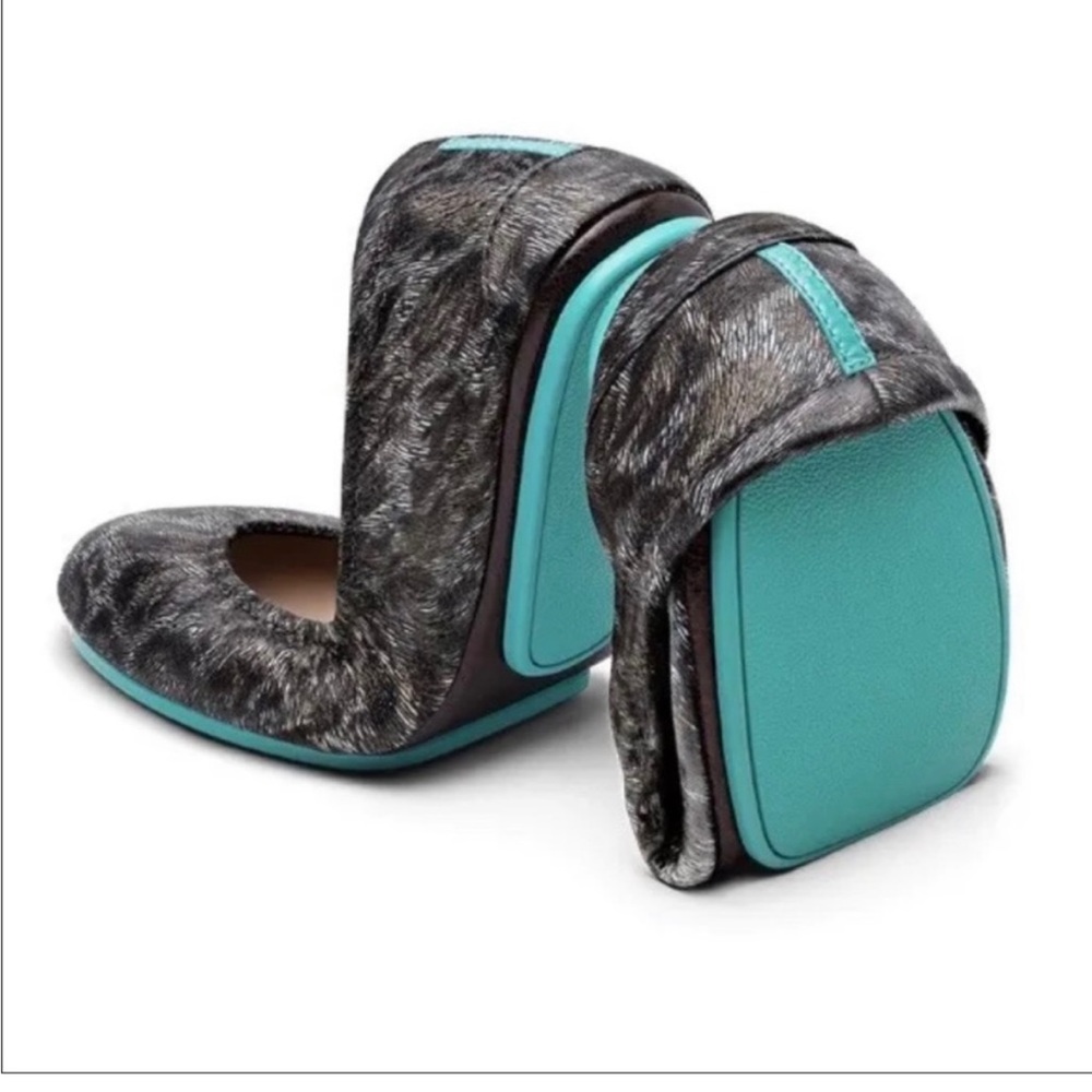 Tieks Black Friday 2022 Black Leopard Sz 6
